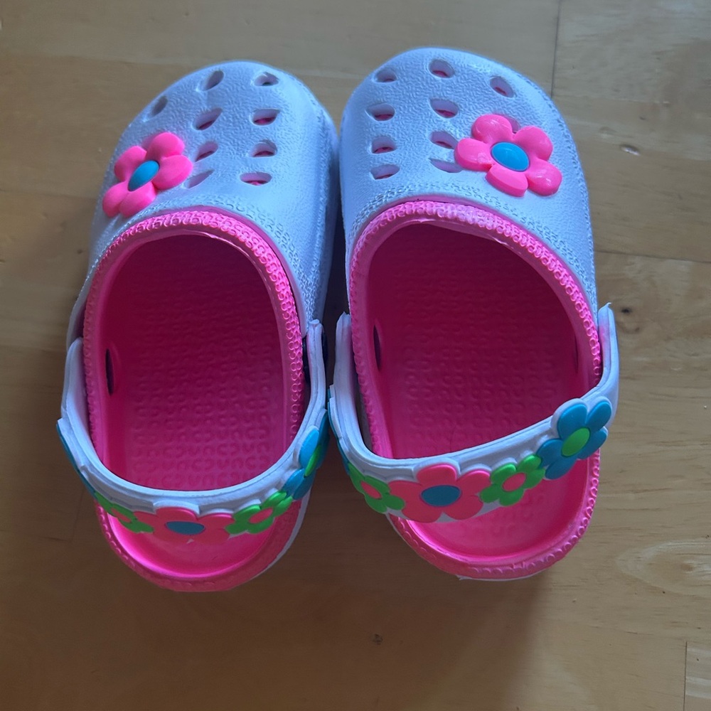 Capelli of New York Kids Flower Sandals - White and Pink